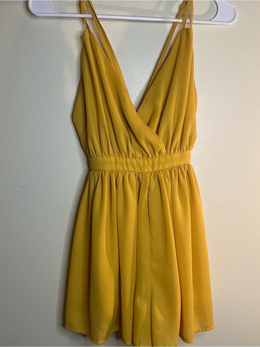 Dance & Mercer Yellow V-Neck Spaghetti Cross back Strap Mini Skirt zip closer